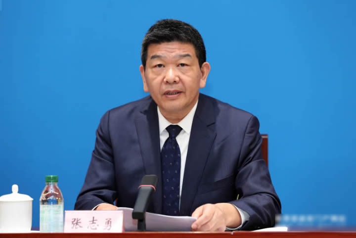 张志勇：建议提高中西部县域普通高中教师待遇