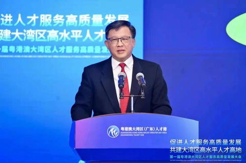 政协委员何君尧:大力推行国家安全教育势在必行 政协委员何君尧:大力推行国家安全教育势在必行