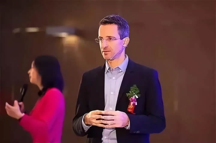教育的目的不是学会一堆知识，而是学会一种思维 第 3 张