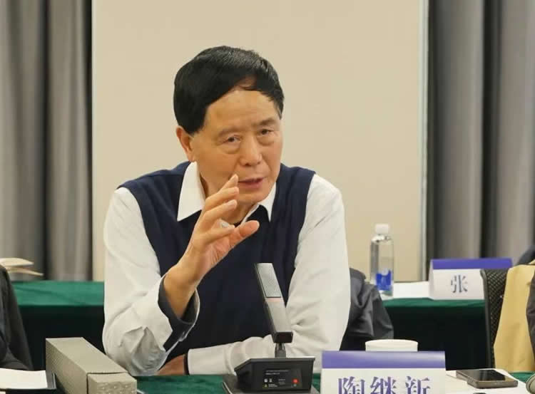 “明远四句”读书践行座谈会在北京师范大学成功举行 第 5 张