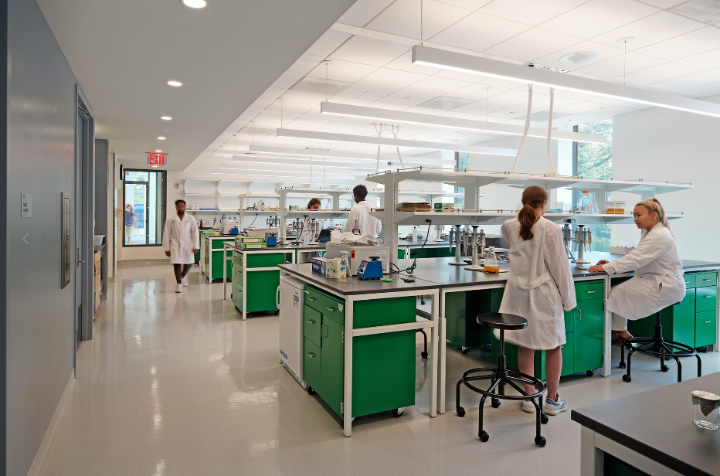 诞生9位诺奖得主的这所公立高中的教育密码 第 10 张