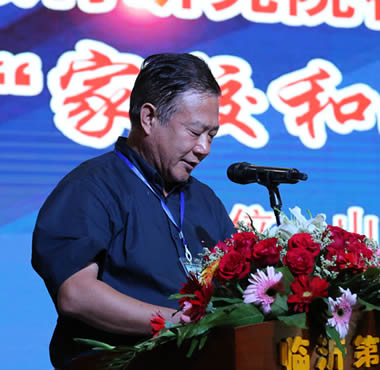 姜怀顺理事长表态发言