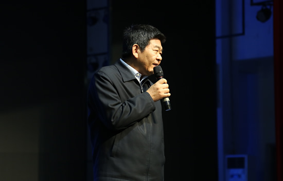 山东省教育厅一级巡视员张志勇作主旨报告