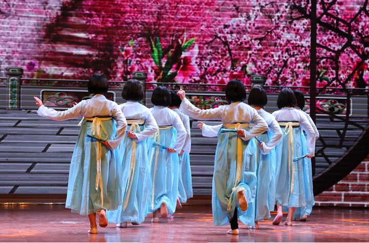 舞蹈《玉生烟》